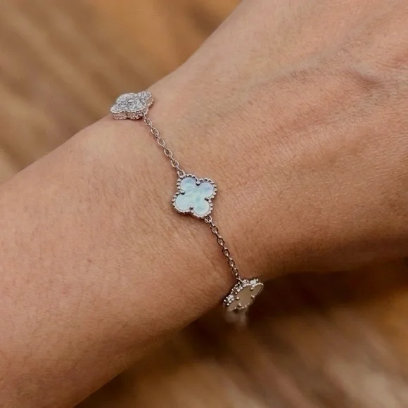 Moissanite White Mother of Pearl Clover Inspired Bracelet 925 Sterling Silver - Picture 2 of 6